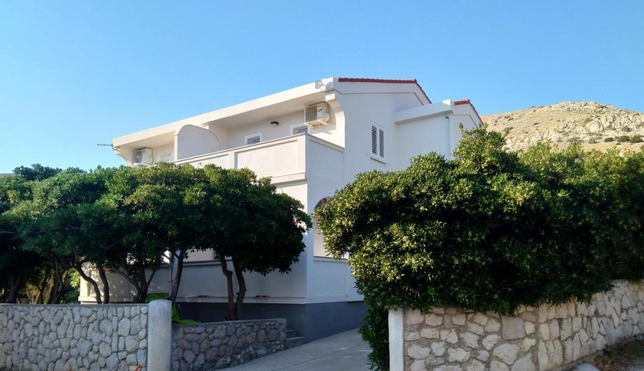 Apartment Edina Pag 帕格 外观 照片