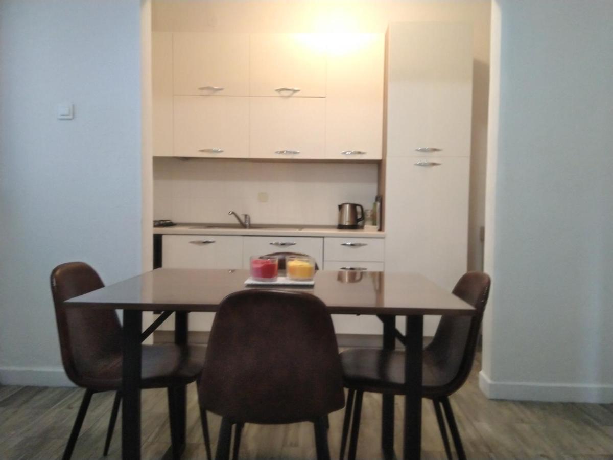 Apartment Edina Pag 帕格 外观 照片